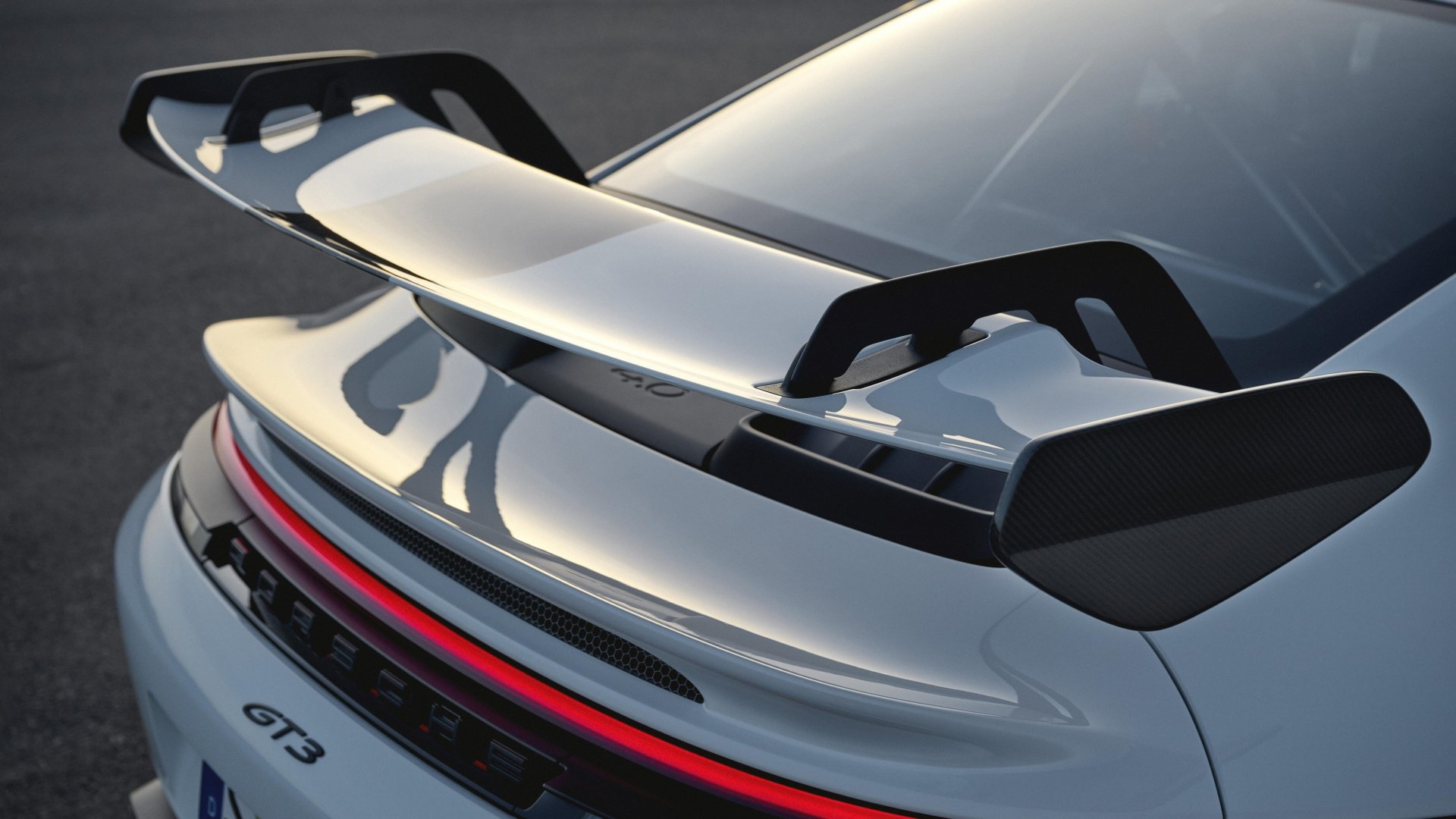 Alerón trasero del Porsche 911 GT3 que mejora la aerodinámica.