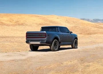 Vista trasera y lateral del Scout Terra 2027, combinando robustez y versatilidad.
