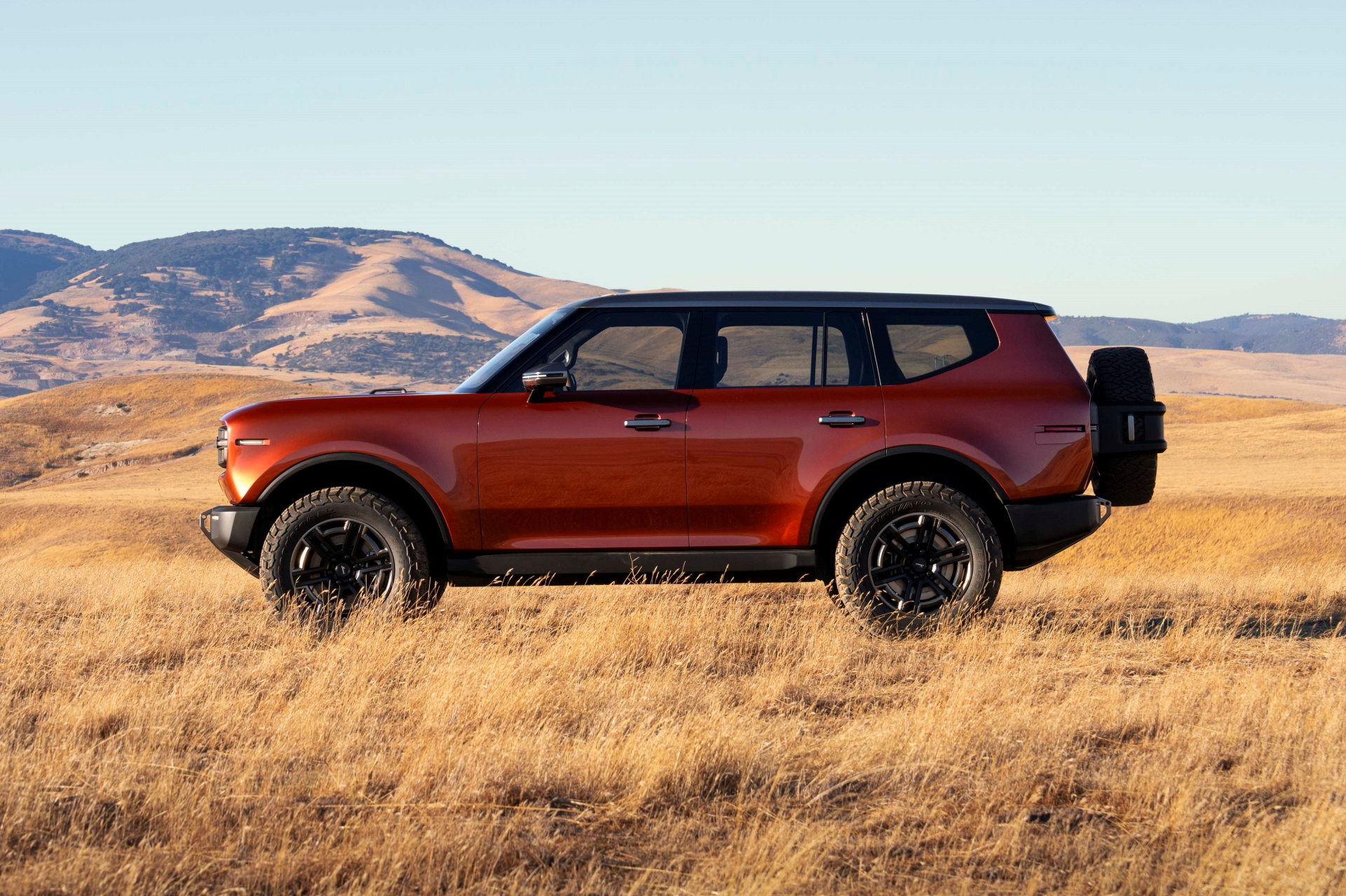 Vistazo lateral del Scout Traveler 2028, prometedor competidor en el segmento 4x4.