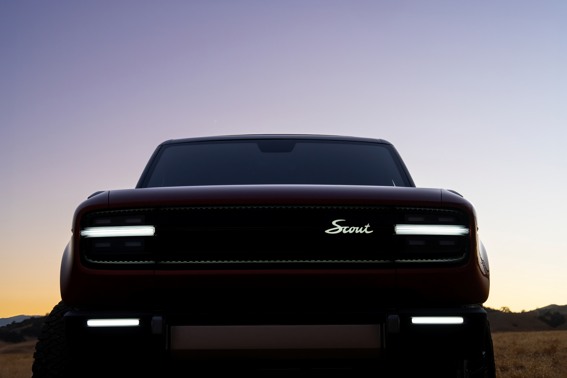 Silueta imponente del Scout Traveler 2028, promesa de renacer una leyenda 4x4.