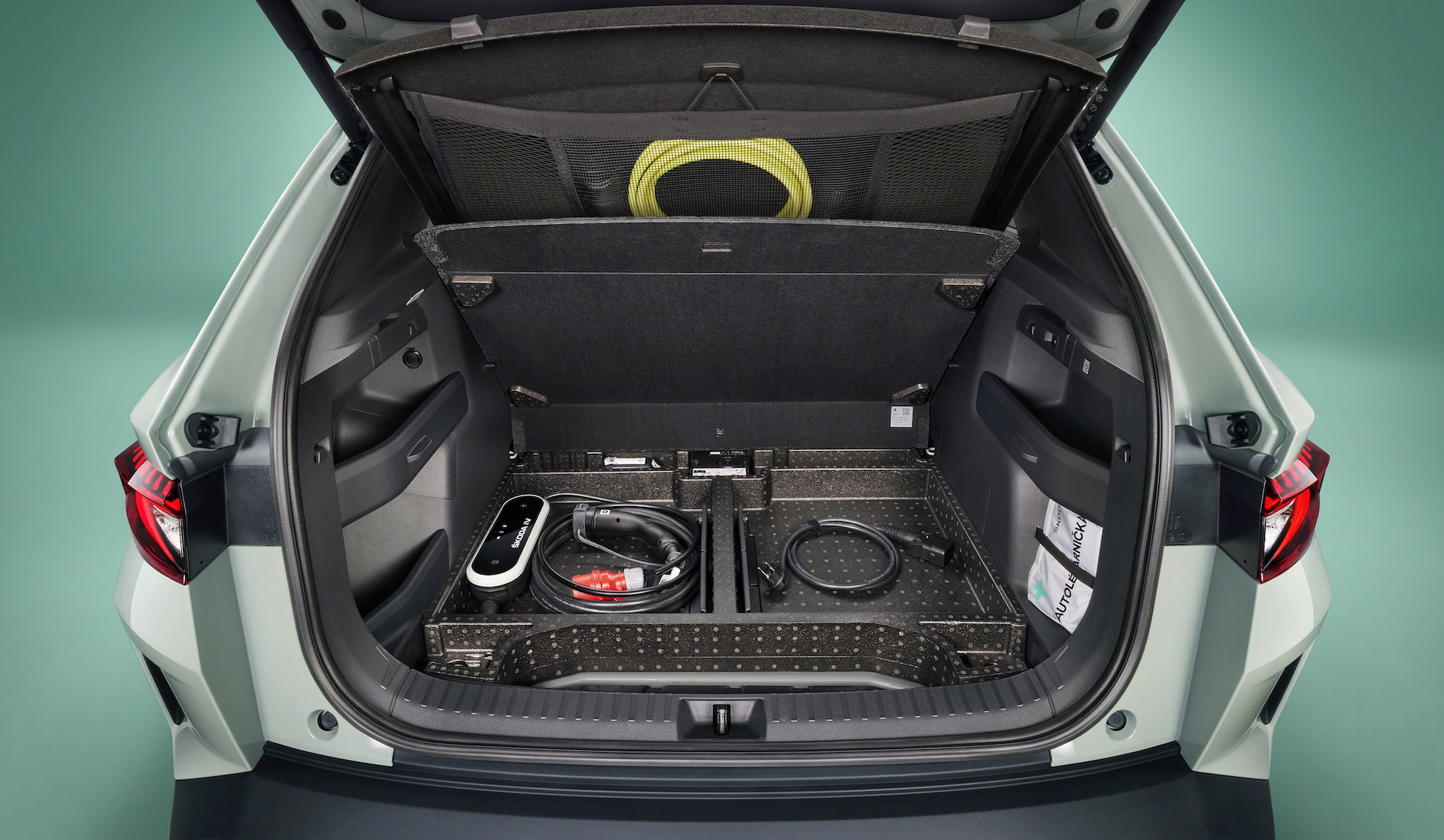 Vista del maletero del Skoda Elroq, amplio y práctico para la familia.