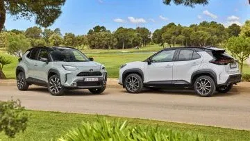 El Toyota Yaris Cross híbrido, un SUV compacto con un diseño moderno y eficiente. El Toyota Yaris Cross híbrido, un SUV compacto con un diseño moderno y eficiente.