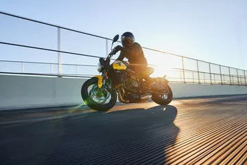 Trident 660: estilizada, rendimiento equilibrado, rinde homenaje al legado Triumph.