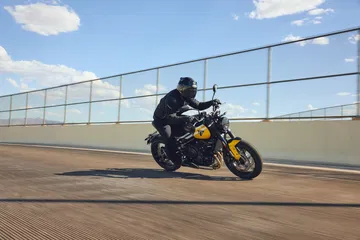 La Triumph Trident 660 combina estilo clásico con prestaciones actuales.