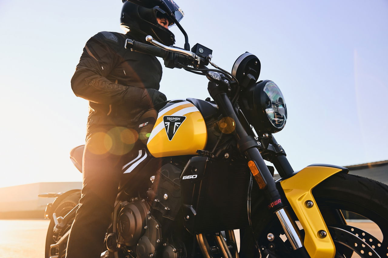 La Trident 660 destaca con sus líneas que mezclan estilo retro y modernidad