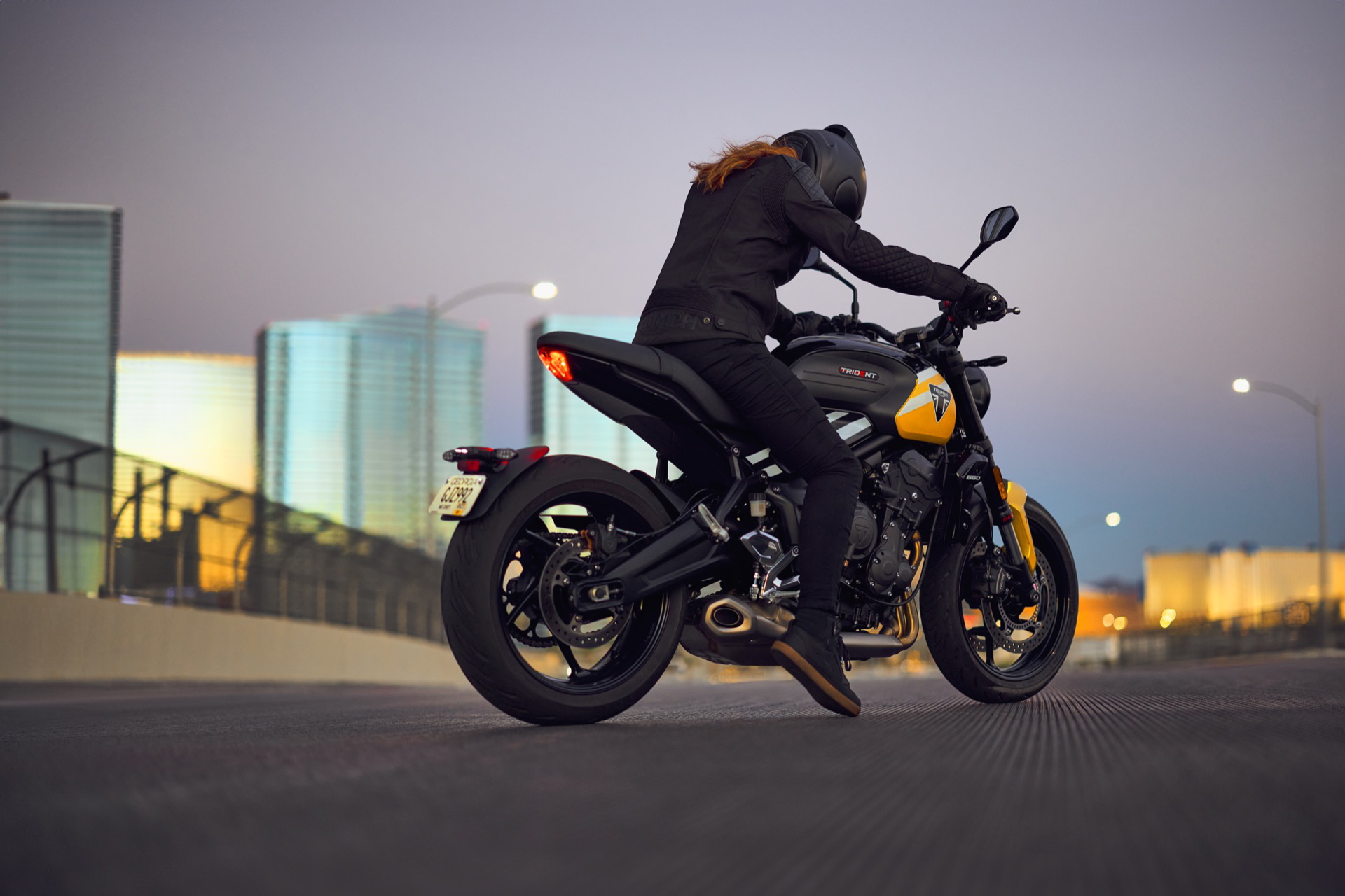 Trident 660 ofrece un equilibrio perfecto entre estilo clásico y prestaciones modernas.