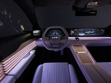 Diseño futurista del interior del primer AUDI sin los cuatro aros.