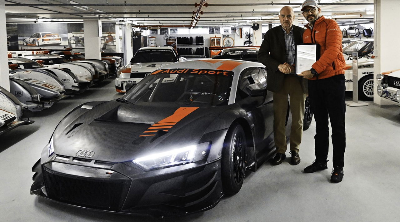 El último Audi R8 LMS GT3 entregado por Audi Sport, símbolo de rendimiento.
