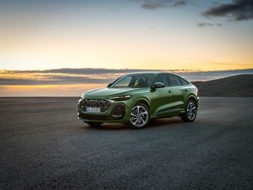 Primeras imágenes del Audi Q5 Sportback, un SUV dinámico y premium.
