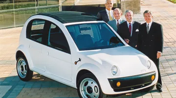 El Chrysler CCV se presenta como un vehículo urbano innovador y atractivo.