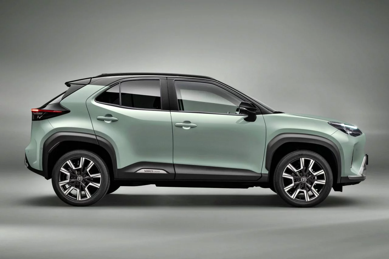 El Toyota Yaris Cross es uno de los SUV de consumo más bajo de España ...