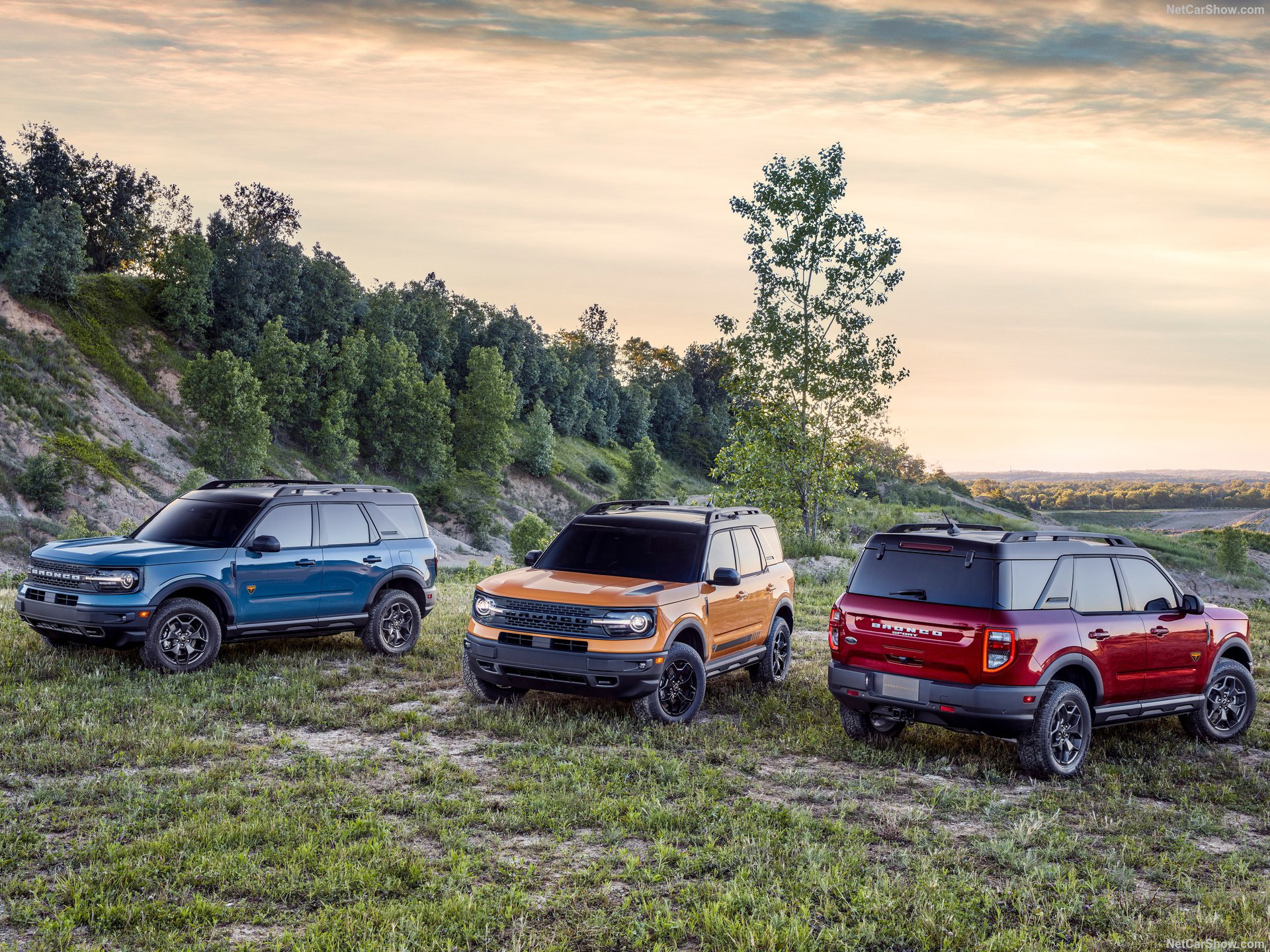 Este 4x4 de tamaño compacto destaca por su diseño retro y versatilidad.