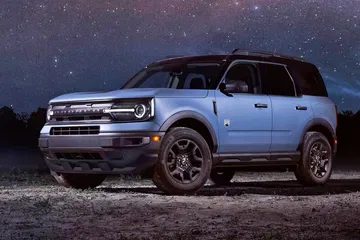 Este 4x4 compacto combina un diseño retro con la funcionalidad necesaria para España.