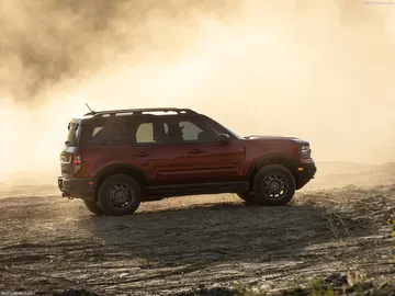El Ford Bronco Sport combina diseño retro y capacidades off-road en un compacto ideal.