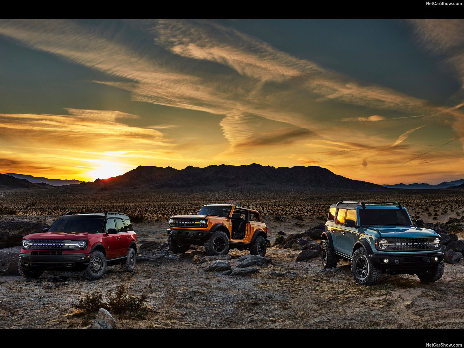 El Ford Bronco Sport destaca por su diseño retro y capacidad todoterreno.