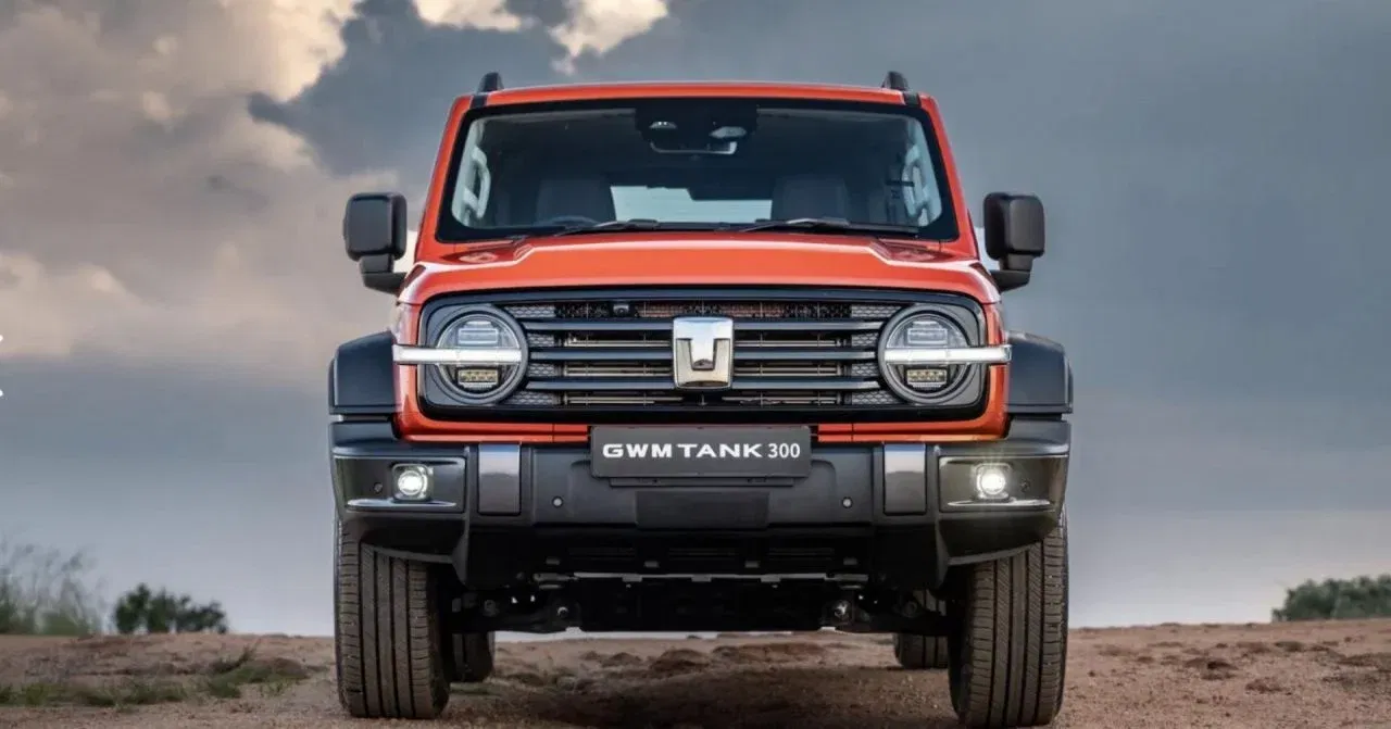 El GWM Tank 300 destaca por su robustez y capacidad off-road, ideal para aventuras. El GWM Tank 300 destaca por su robustez y capacidad off-road, ideal para aventuras.