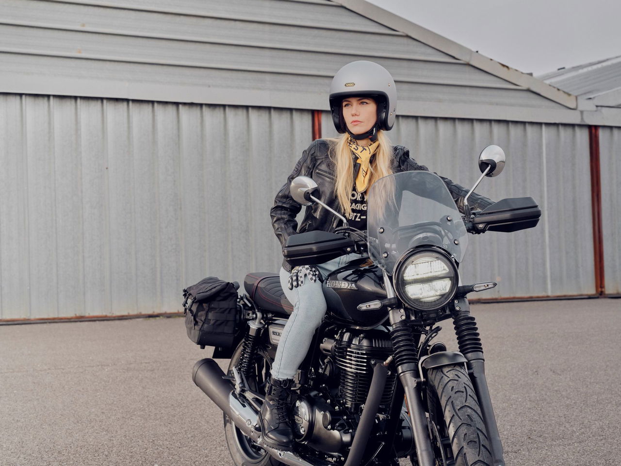 Honda GB350S: combinación de diseño neoclásico con fiabilidad japonesa.