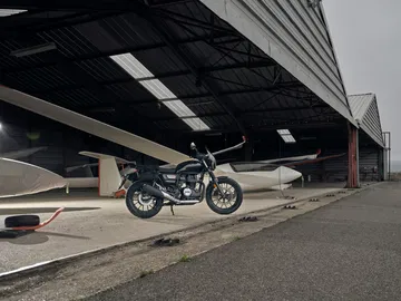 Honda GB350S, estilo neoclásico y eficiencia para disfrutar de cada kilómetro.