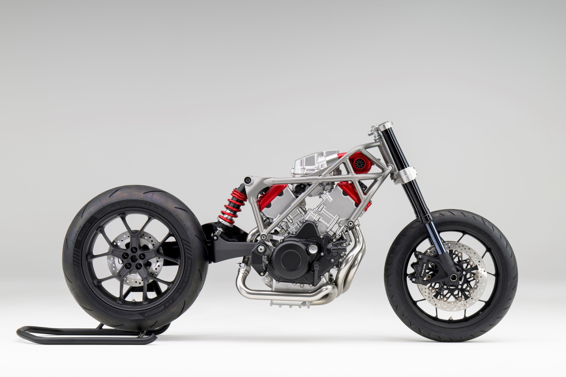 honda revela motor v3 con compresor eléctrico para motocicletas