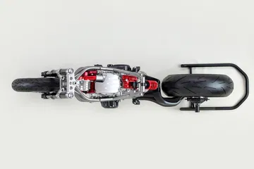 Revolutionario motor V3 de Honda con turbo eléctrico para motocicletas.