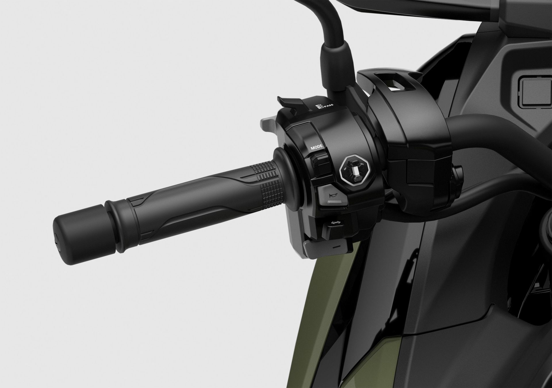 Detalle del manillar de la Honda NC750X, destacando la ergonomía y funcionalidad del diseño.
