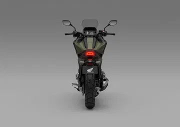 Frontal de la Honda NC750X, un modelo versátil y eficiente.