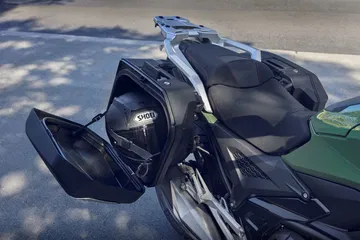 Vista detallada del motor de la Honda NC750X, destacando su diseño compacto y funcional.