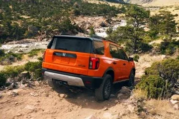 El nuevo Honda Passport TrailSport combina capacidad off-road con un diseño robusto. El nuevo Honda Passport TrailSport combina capacidad off-road con un diseño robusto.