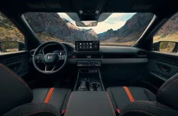 Interior del Honda Passport TrailSport, con diseño moderno y espacioso. Interior del Honda Passport TrailSport, con diseño moderno y espacioso.