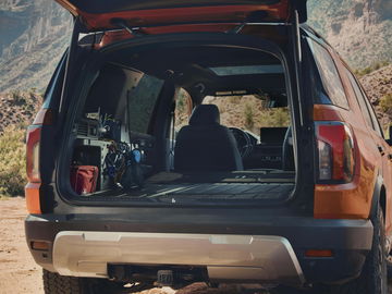 Amplio maletero del Honda Passport, ideal para aventuras al aire libre.