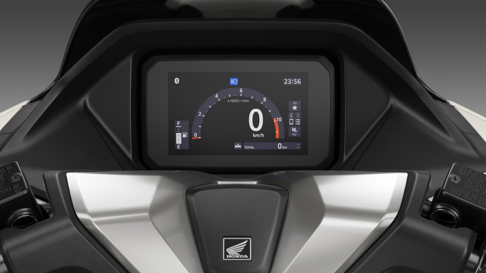 Panel de instrumentos digital de la Honda PCX 125, claro y moderno.