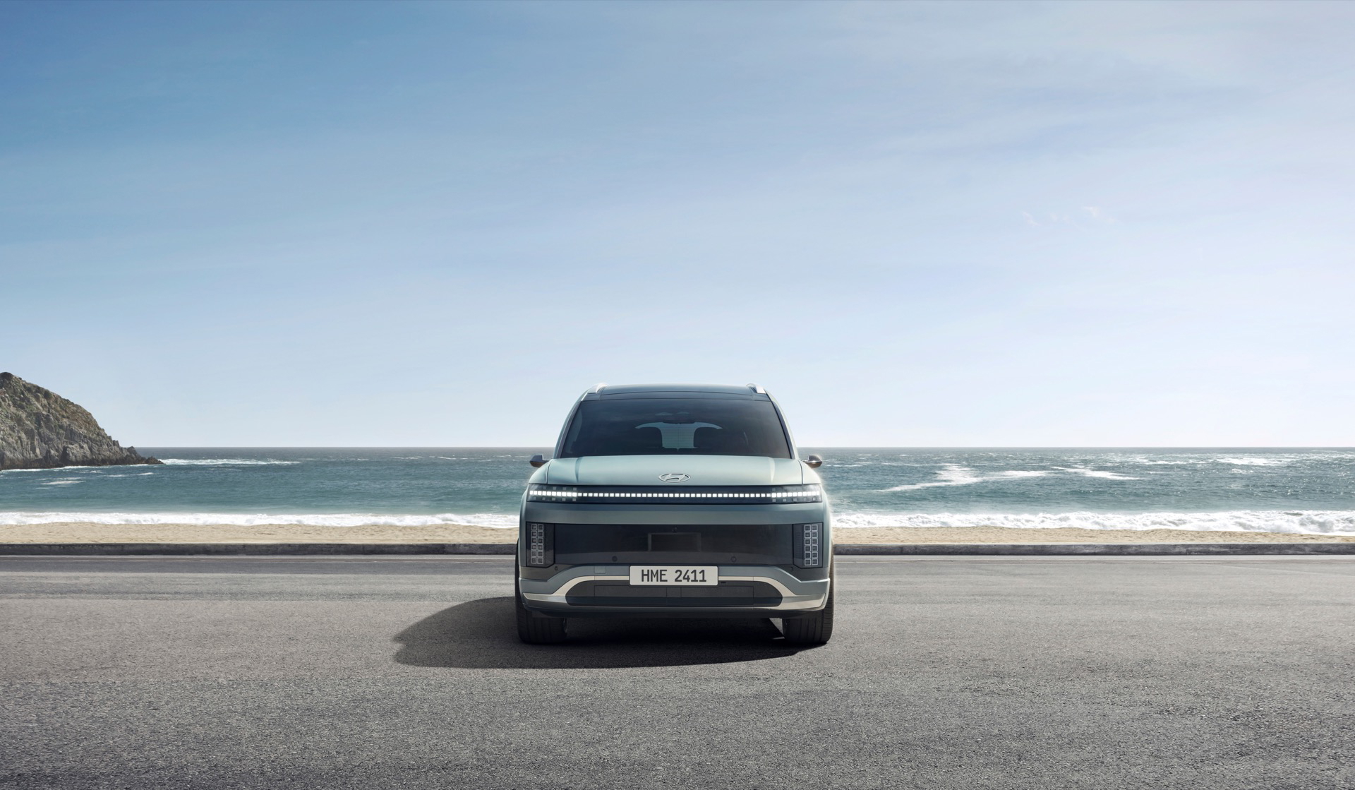 El nuevo Hyundai Ioniq 9 destaca por su elegante diseño y confort interior.