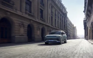 El Hyundai Ioniq 9 destaca por su diseño moderno y un atractivo enfoque familiar.