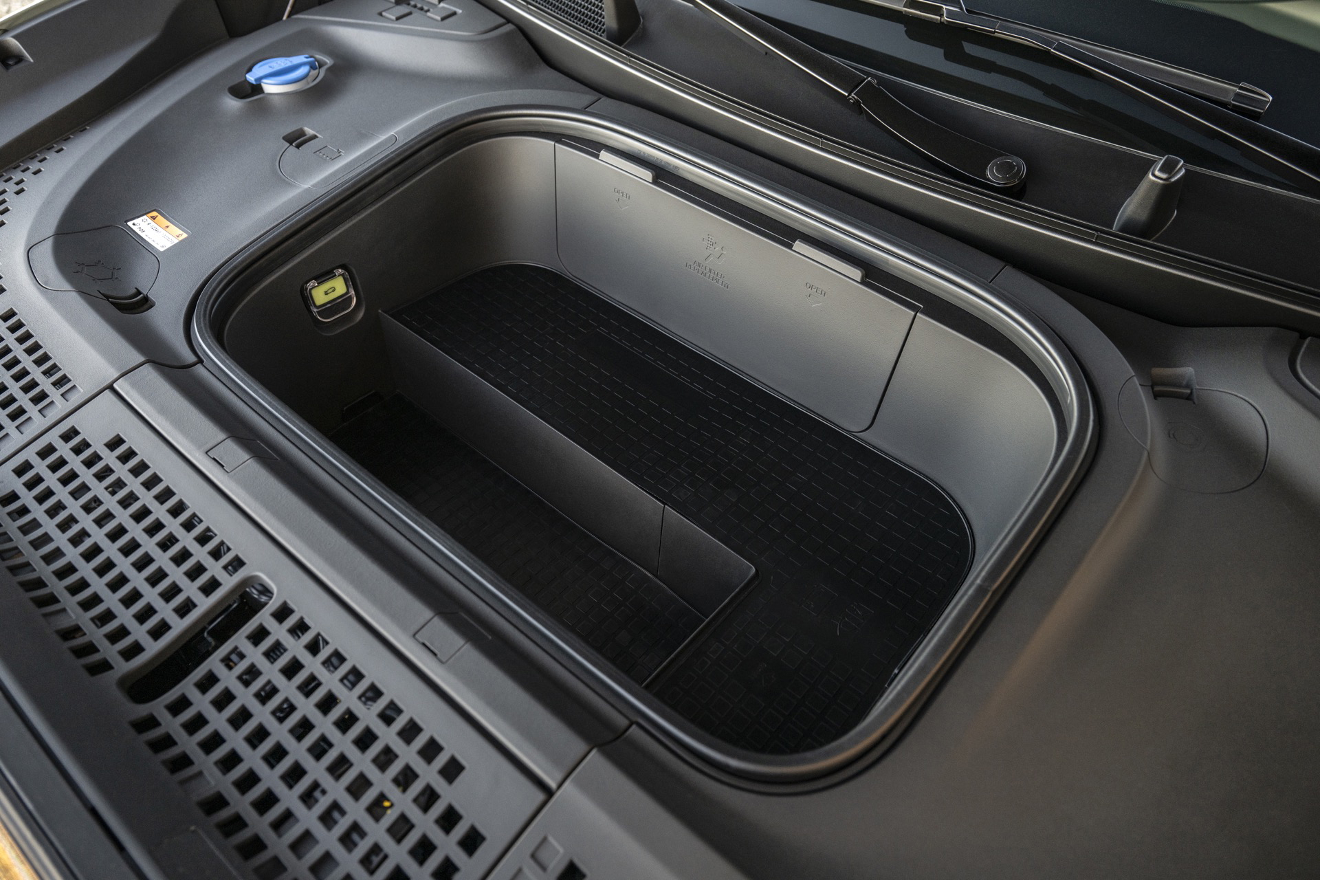 Espacioso maletero del Ioniq 9, ideal para viajes familiares. Su diseño maximiza la capacidad.