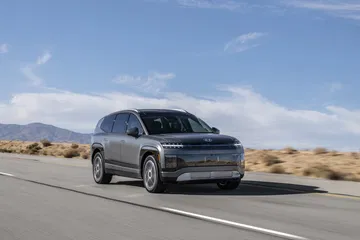 El SUV menos SUV de Hyundai ofrece un diseño elegante y espacioso ideal para familias.