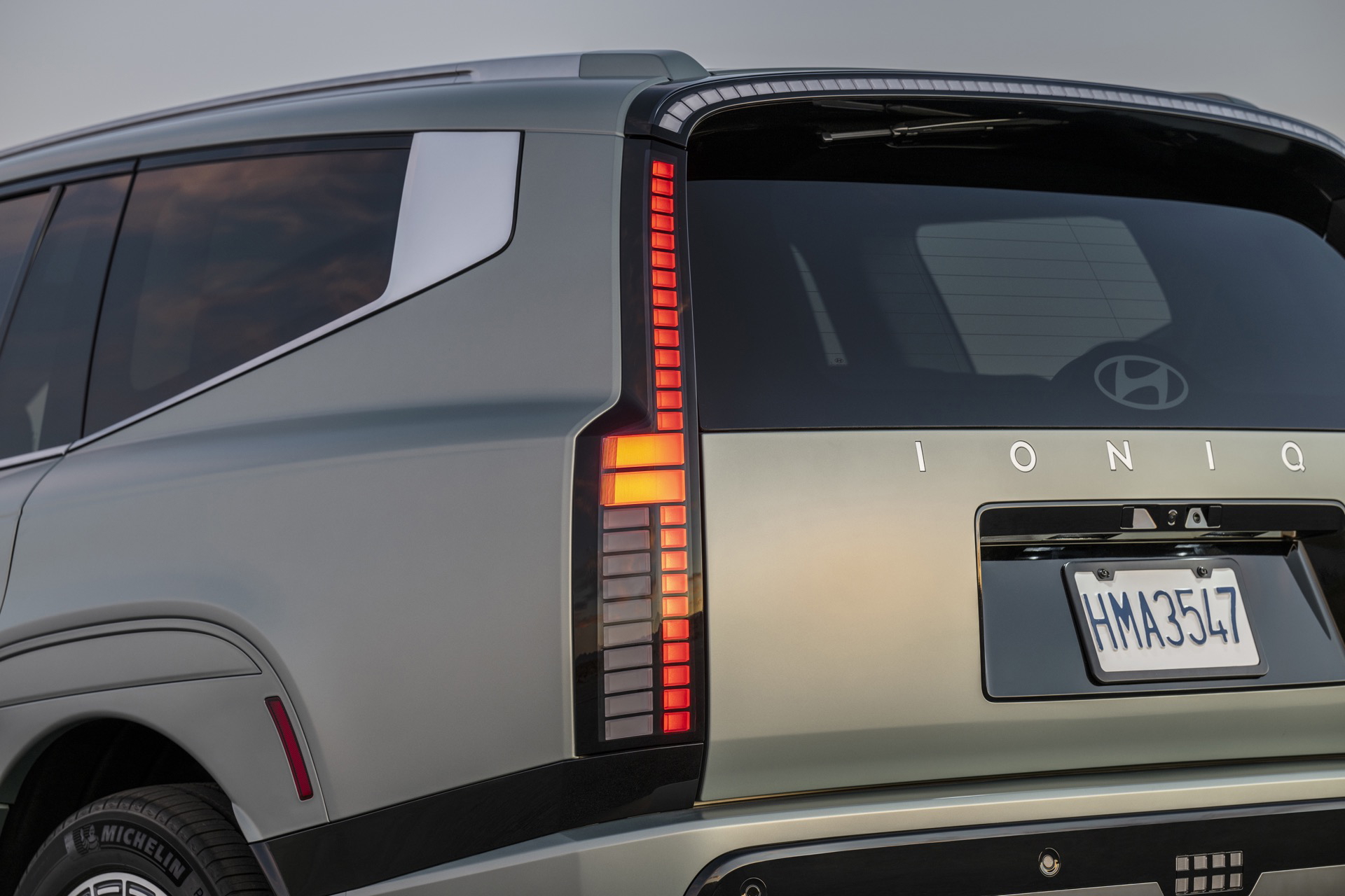 El SUV menos SUV de Hyundai ofrece un diseño moderno y funcional ideal para familias.