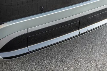 Vista del umbral de la puerta, elegante y funcional, añadiendo carácter al Hyundai Ioniq 9.