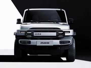 El Ebro Comando destaca por su robusto diseño y estilo todoterreno.