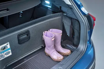 Amplio maletero de 635 litros ideal para cualquier aventura familiar.