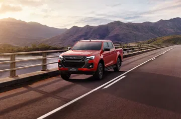 El Isuzu D-MAX se despliega con un diseño robusto y atractivo, ideal para el terreno.