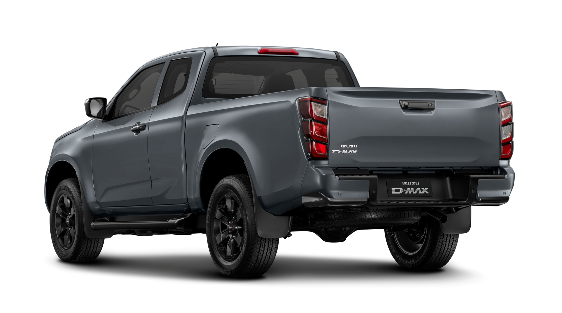 Vista posterior y lateral del Isuzu D-MAX 2025, destacando su diseño robusto.