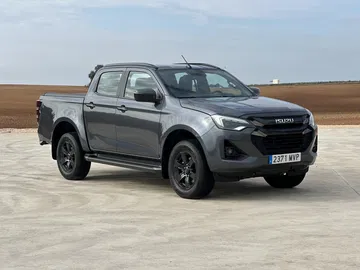 Isuzu D-MAX 2025, un pick-up robusto y versátil, ideal para cualquier terreno.