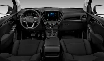 Interior del Isuzu D-MAX 2025 que destaca por su diseño funcional y ergonomía.