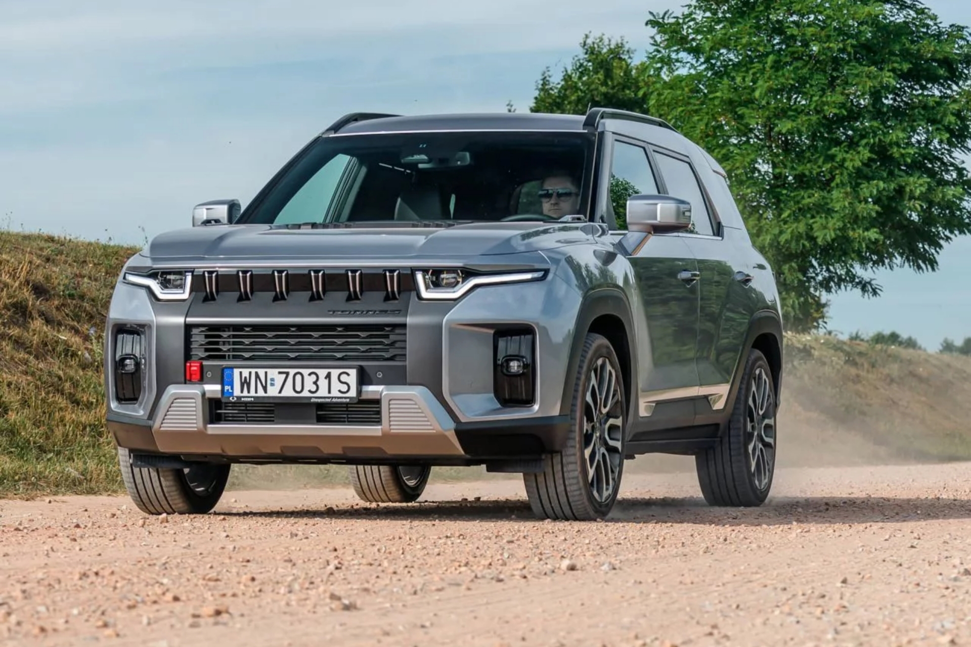 Este SUV destaca por su robustez y un maletero de 600 litros, ideal para aventuras.