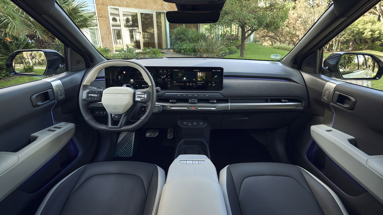 Interior del Kia EV3 GT-Line con diseño moderno y minimalista.