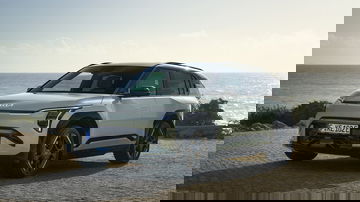 El Kia EV3 GT-Line combina diseño moderno con un perfil aerodinámico.
