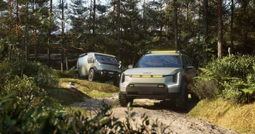 La Kia EV9 se aventura por terrenos agrestes, mostrando su robustez y capacidad todoterreno.