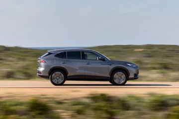 El MG HS se presenta como una opción atractiva y asequible en el segmento SUV.