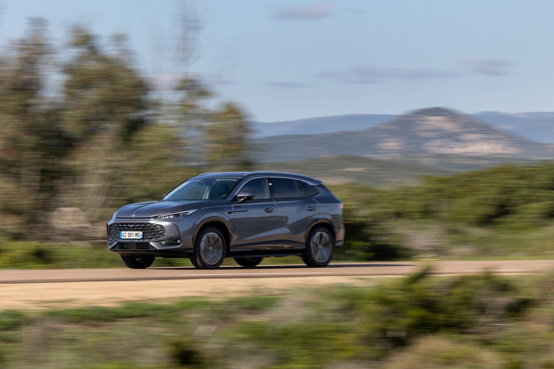 MG HS, un SUV que combina estilo y rendimiento, llega a España