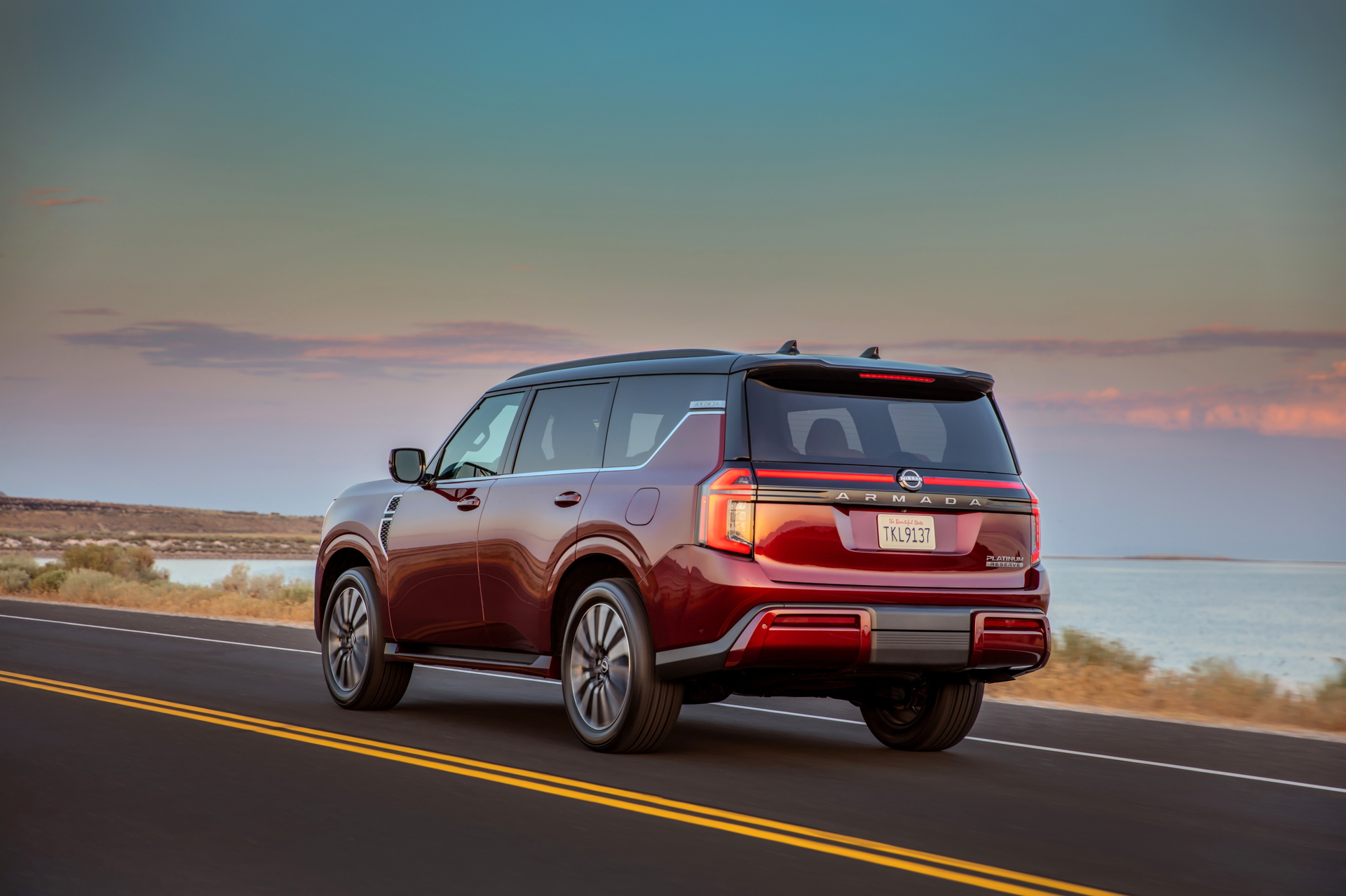 SUV todoterreno definitivo de 7 plazas, ideal para aventuras.